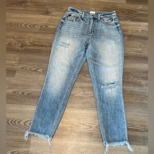 Kancan Vici Light Wash Relaxed Fit High Rise Jeans Raw Hem Women’s size 5 / 26